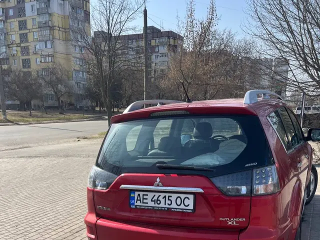 Mitsubishi Outlander - фото 5