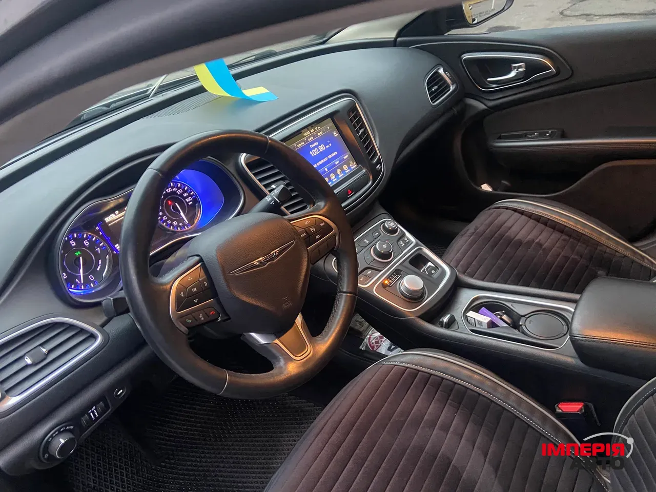 Chrysler 200 - фото 5