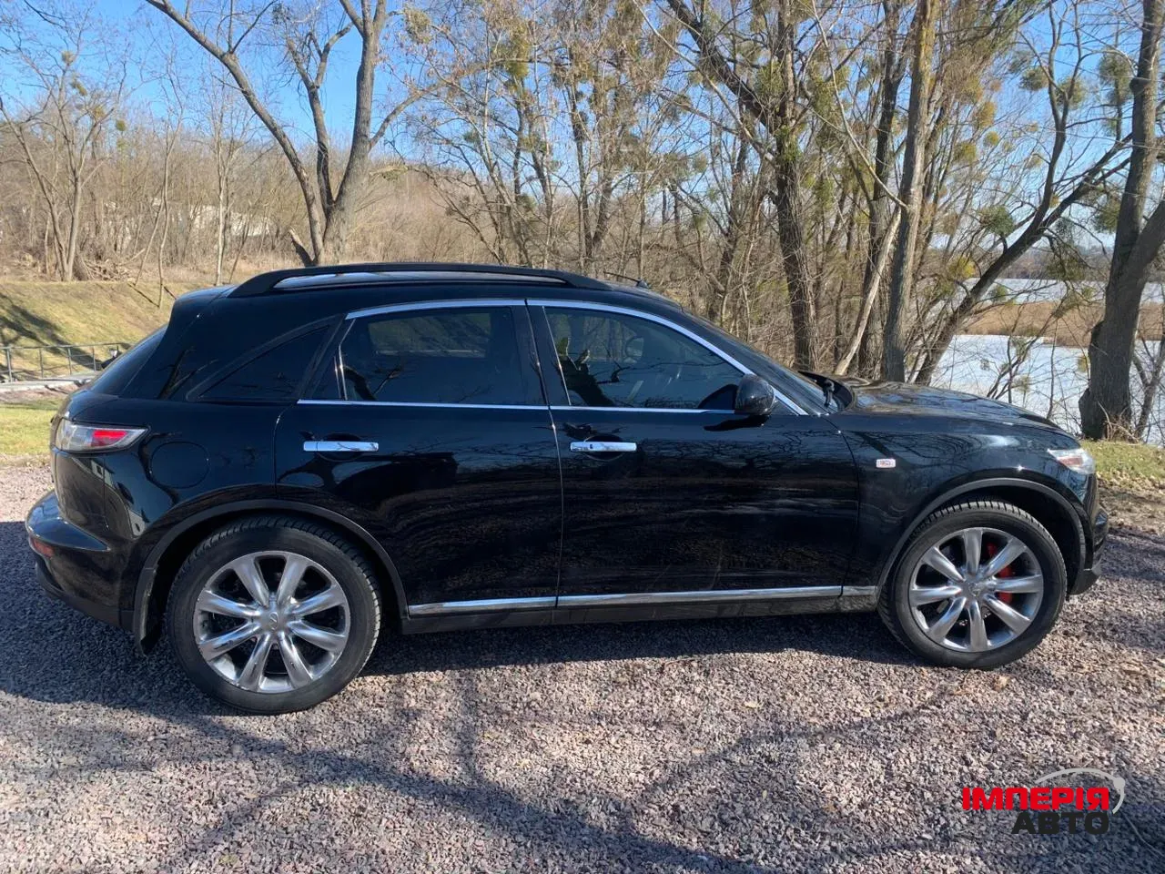 Infiniti FX - фото 3