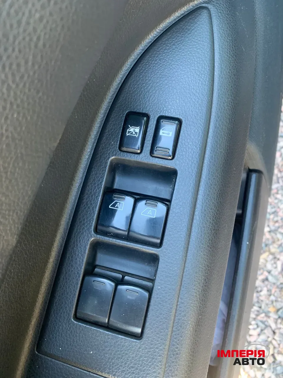 Infiniti FX - фото 6