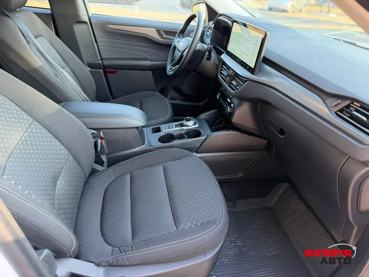 Ford Escape - фото 12