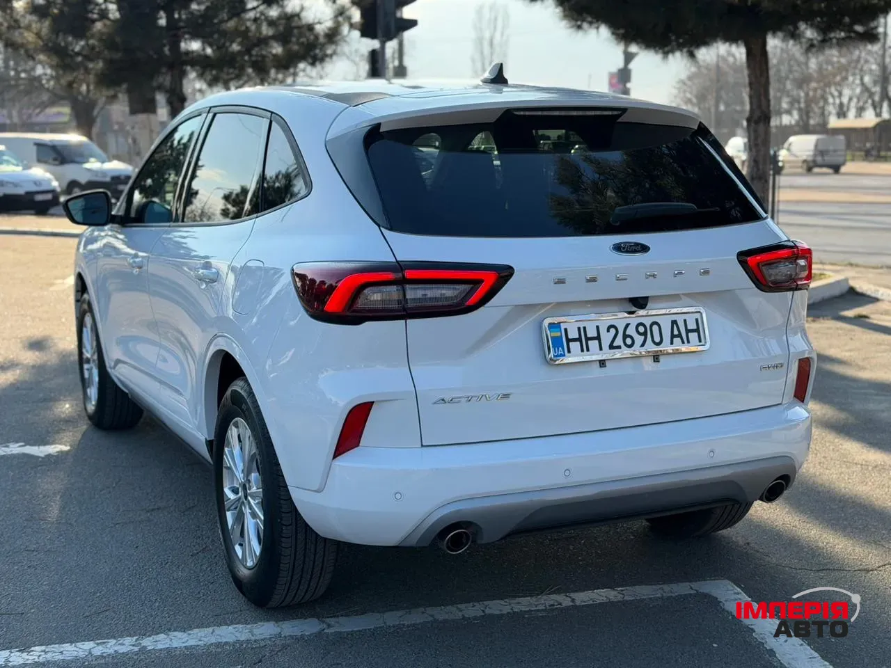 Ford Escape - фото 7