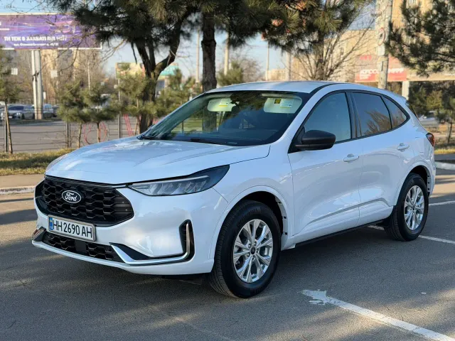 Ford Escape - фото 1