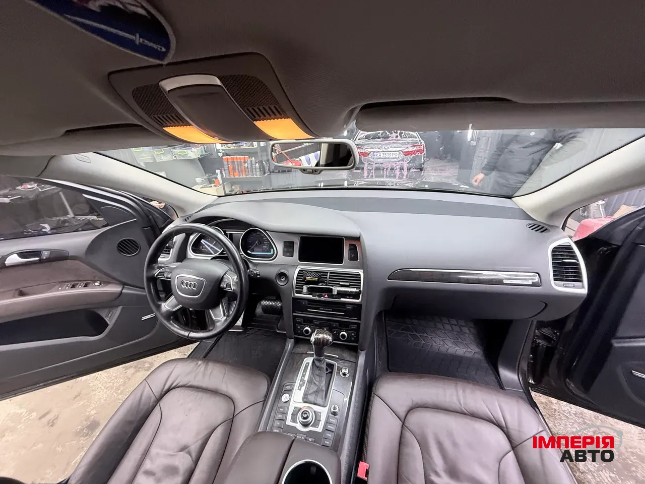 Audi Q7 - фото 26