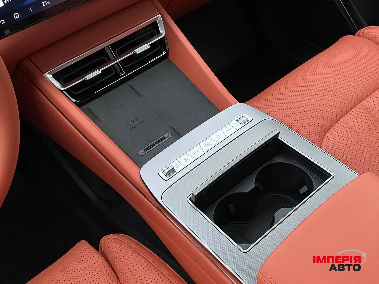 BYD Tang L - фото 33