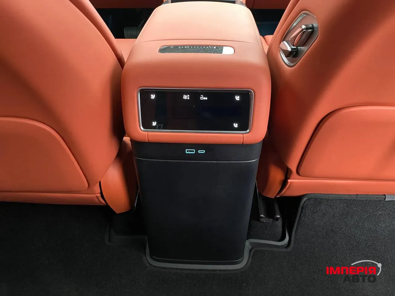 BYD Tang L - фото 45