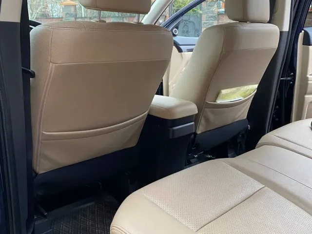 Mitsubishi Outlander - фото 4