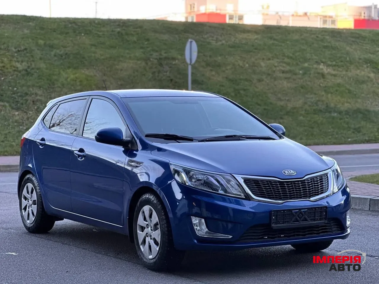 Kia Rio - фото 5