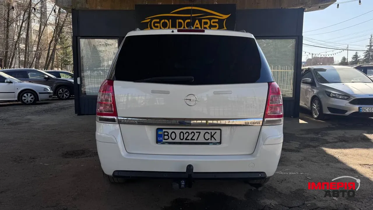 Opel Zafira - фото 7