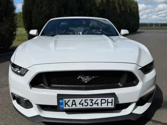 Ford Mustang - фото 2