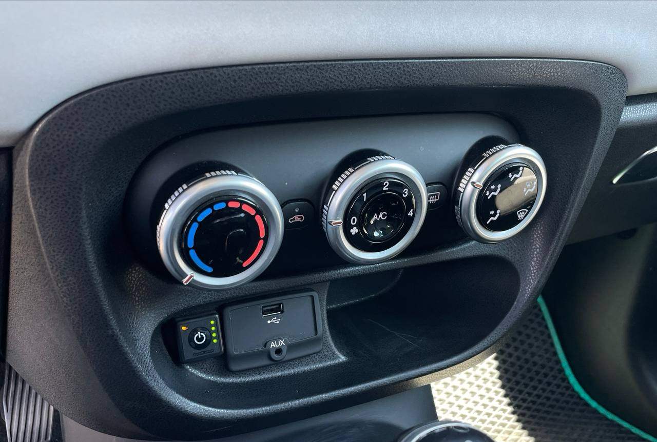 Fiat 500L - фото 6