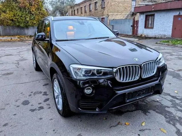 BMW X3 - фото 1