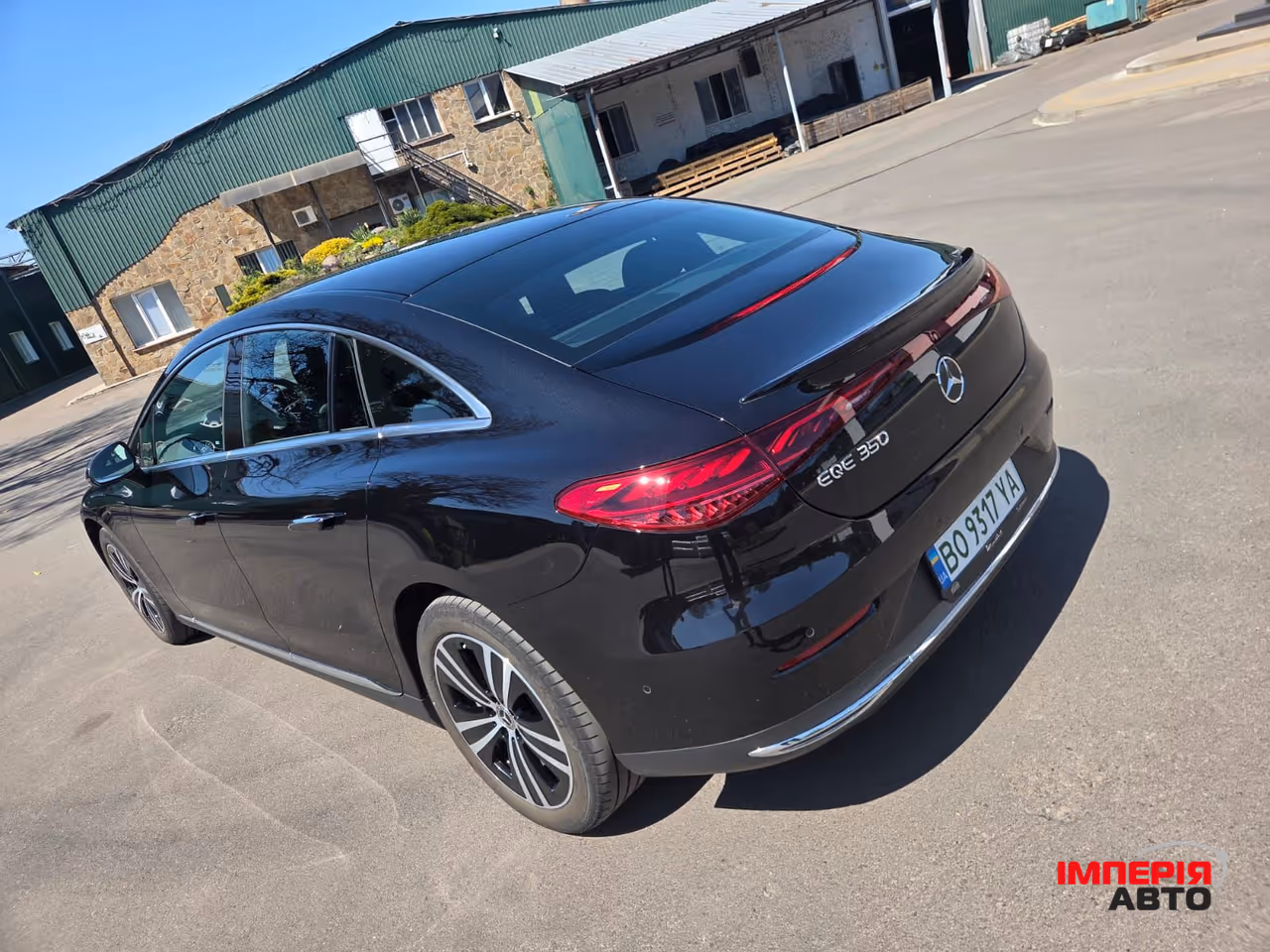 Mercedes-Benz EQE - фото 4