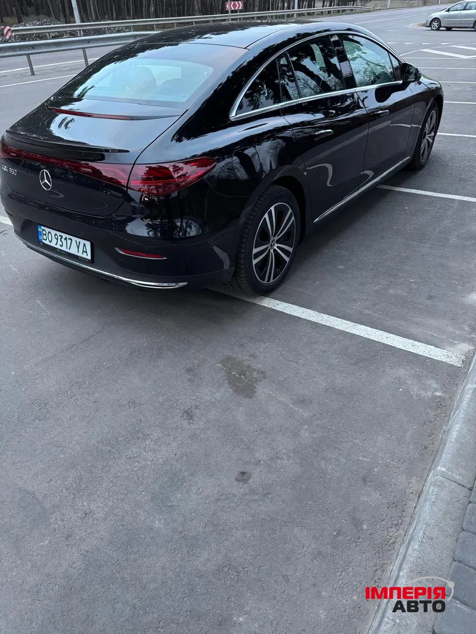 Mercedes-Benz EQE - фото 1