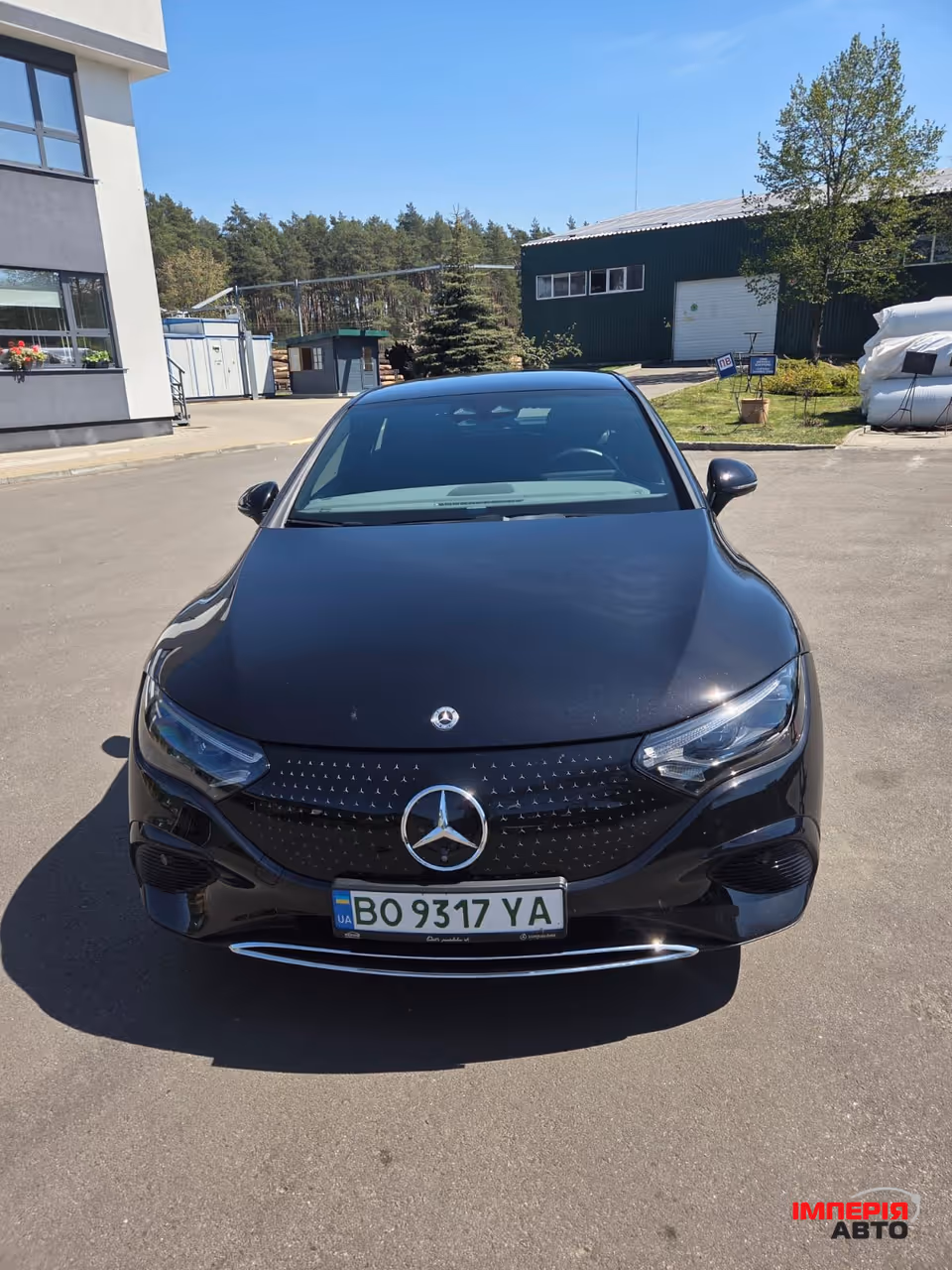Mercedes-Benz EQE - фото 1