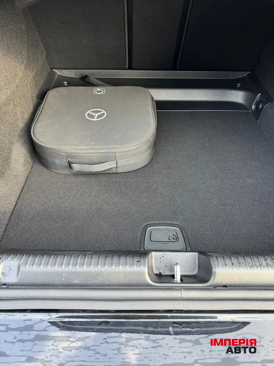 Mercedes-Benz EQE - фото 9