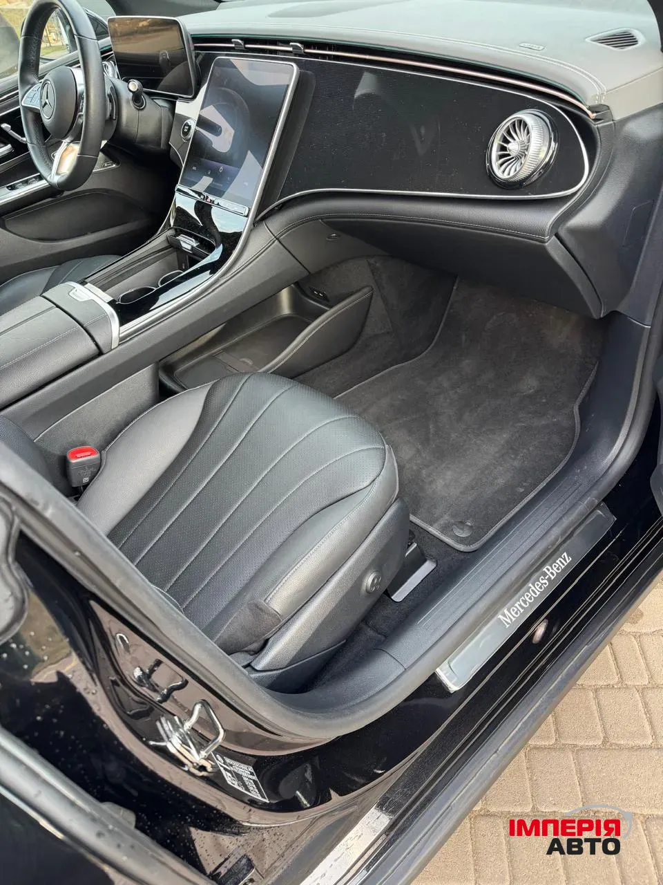 Mercedes-Benz EQE - фото 6