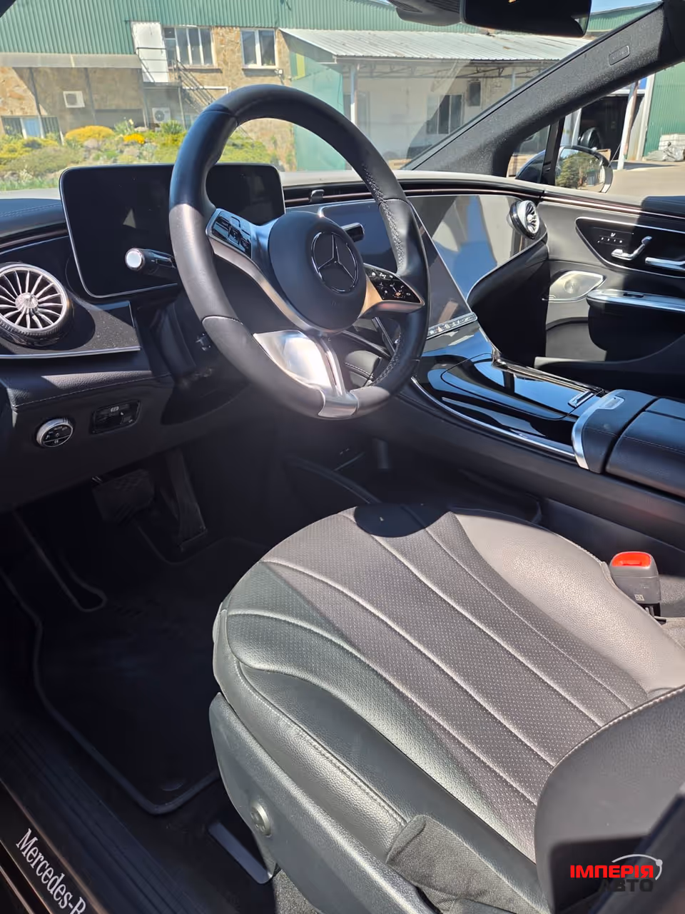 Mercedes-Benz EQE - фото 17