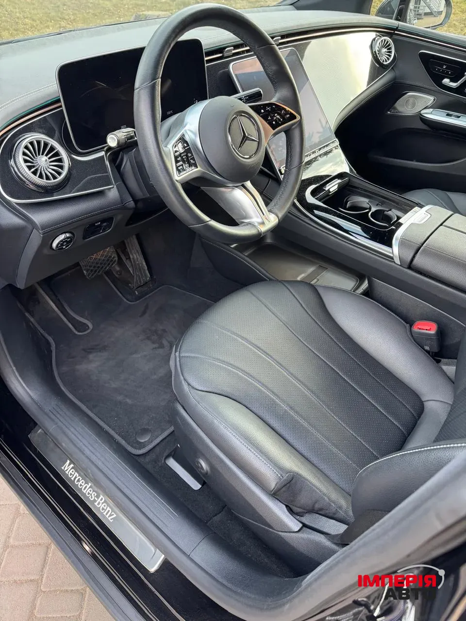 Mercedes-Benz EQE - фото 13