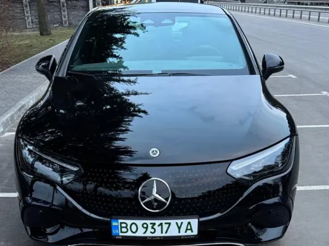 Mercedes-Benz EQE - фото 3