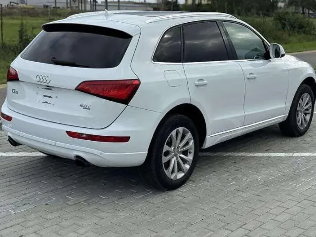 Audi Q5 - фото 3