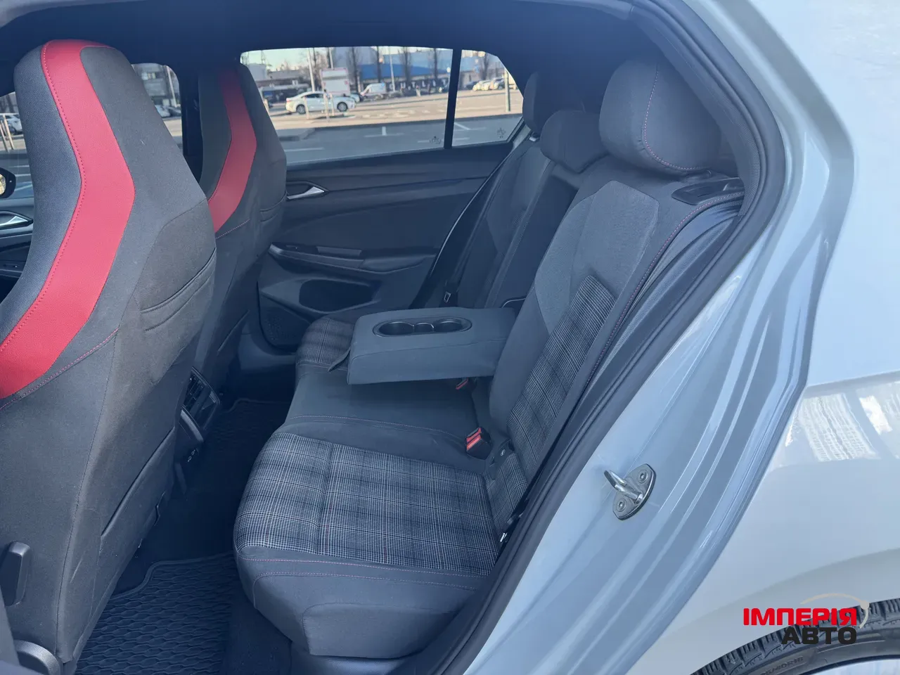 Volkswagen Golf - фото 15