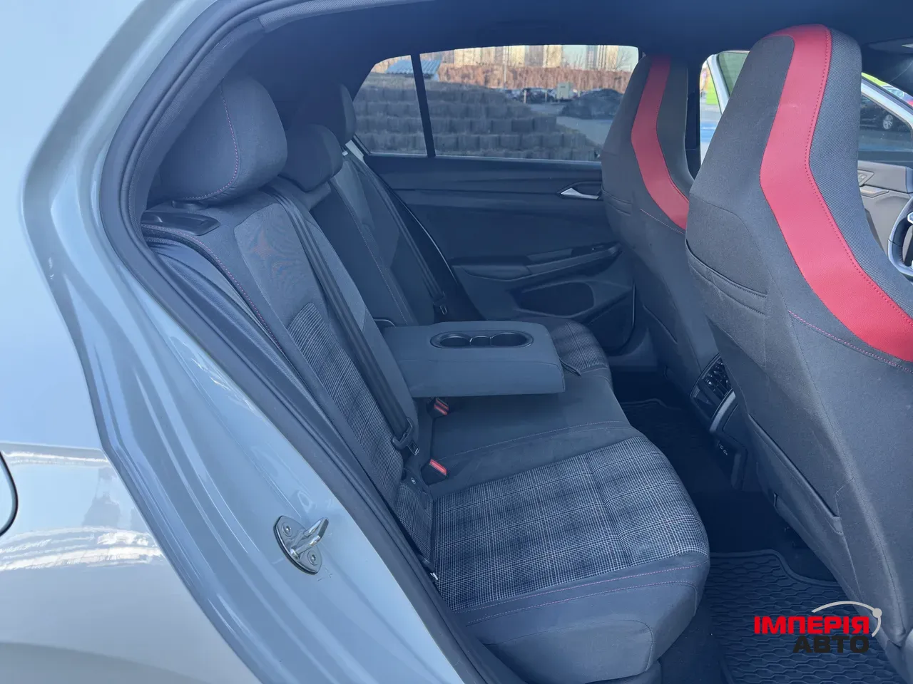 Volkswagen Golf - фото 21