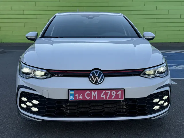 Volkswagen Golf - фото 2