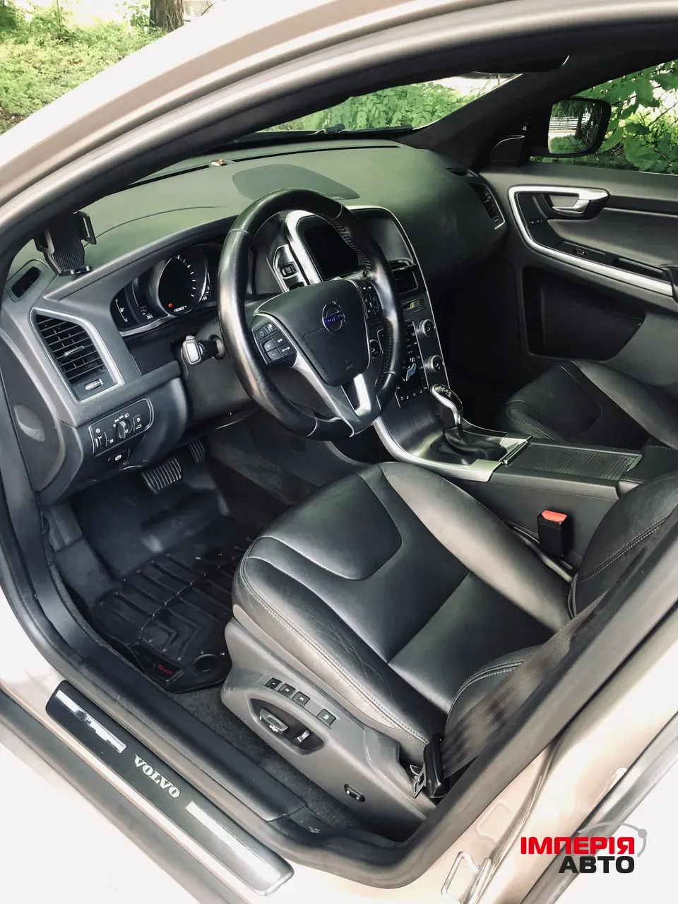 Volvo XC60 - фото 20