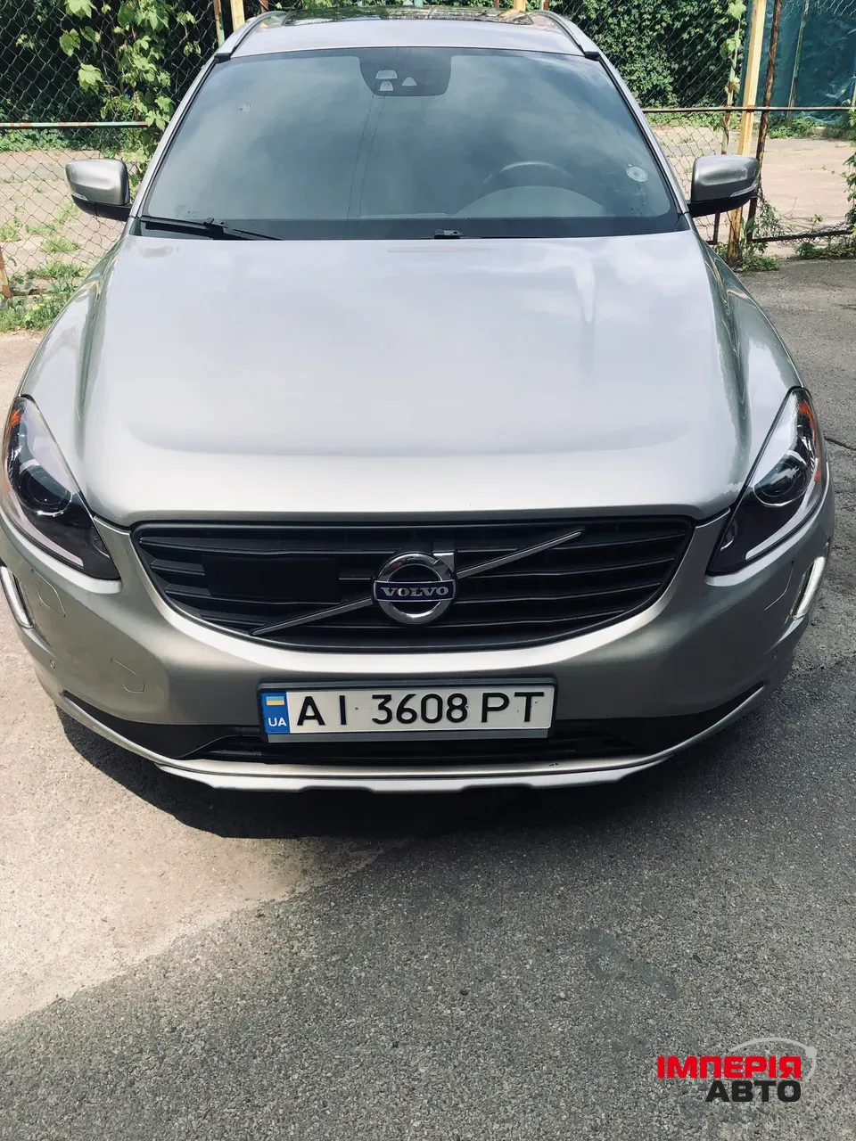 Volvo XC60 - фото 12