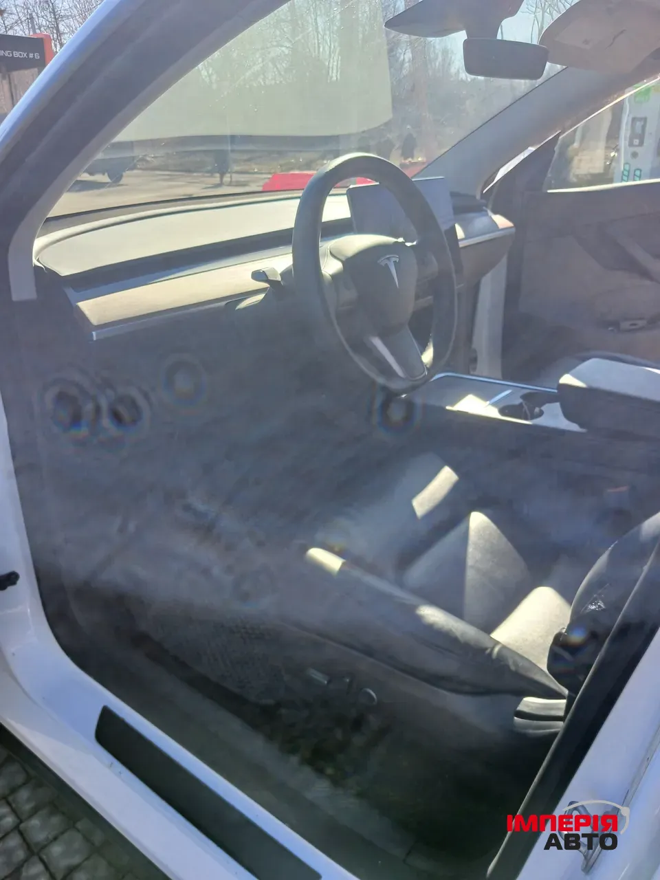 Tesla Model Y - фото 13