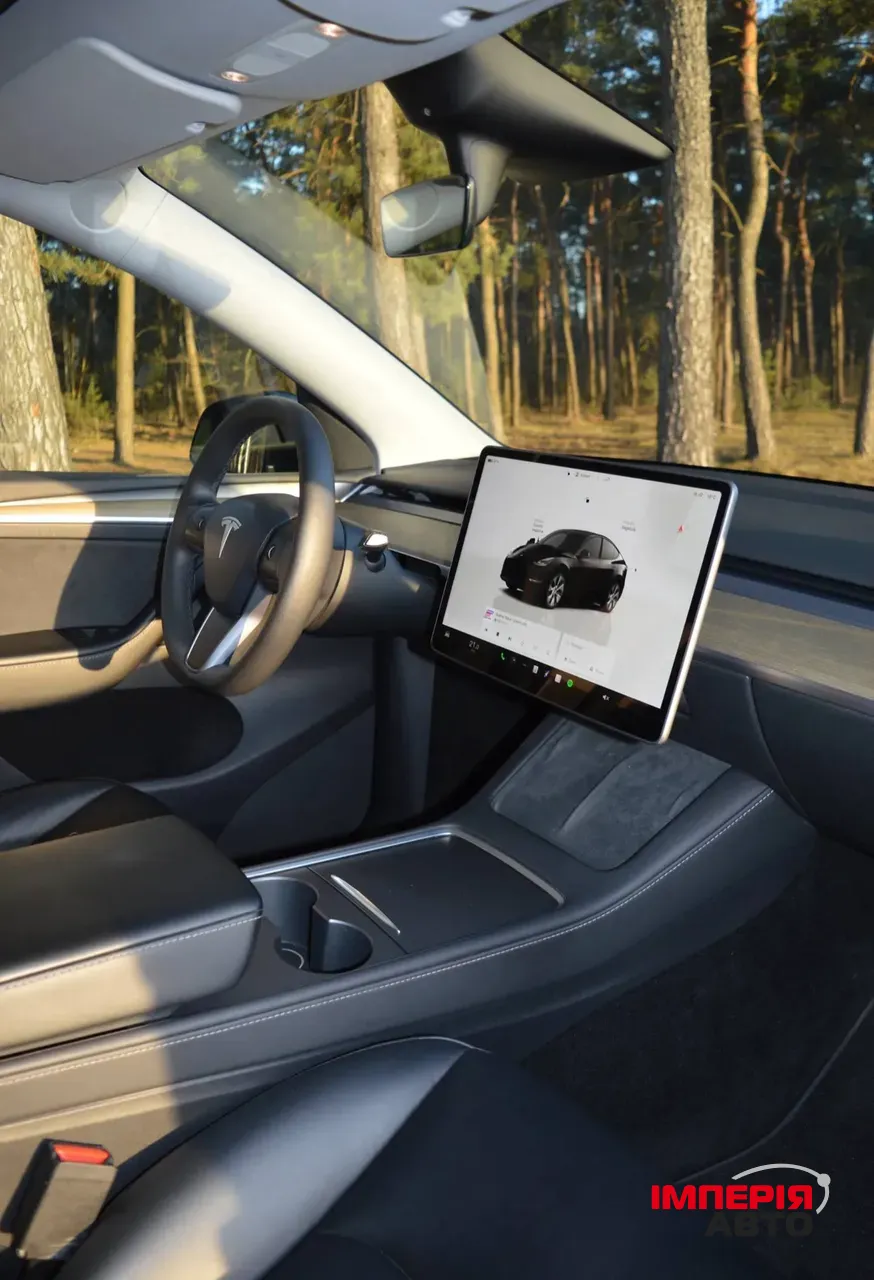 Tesla Model Y - фото 6
