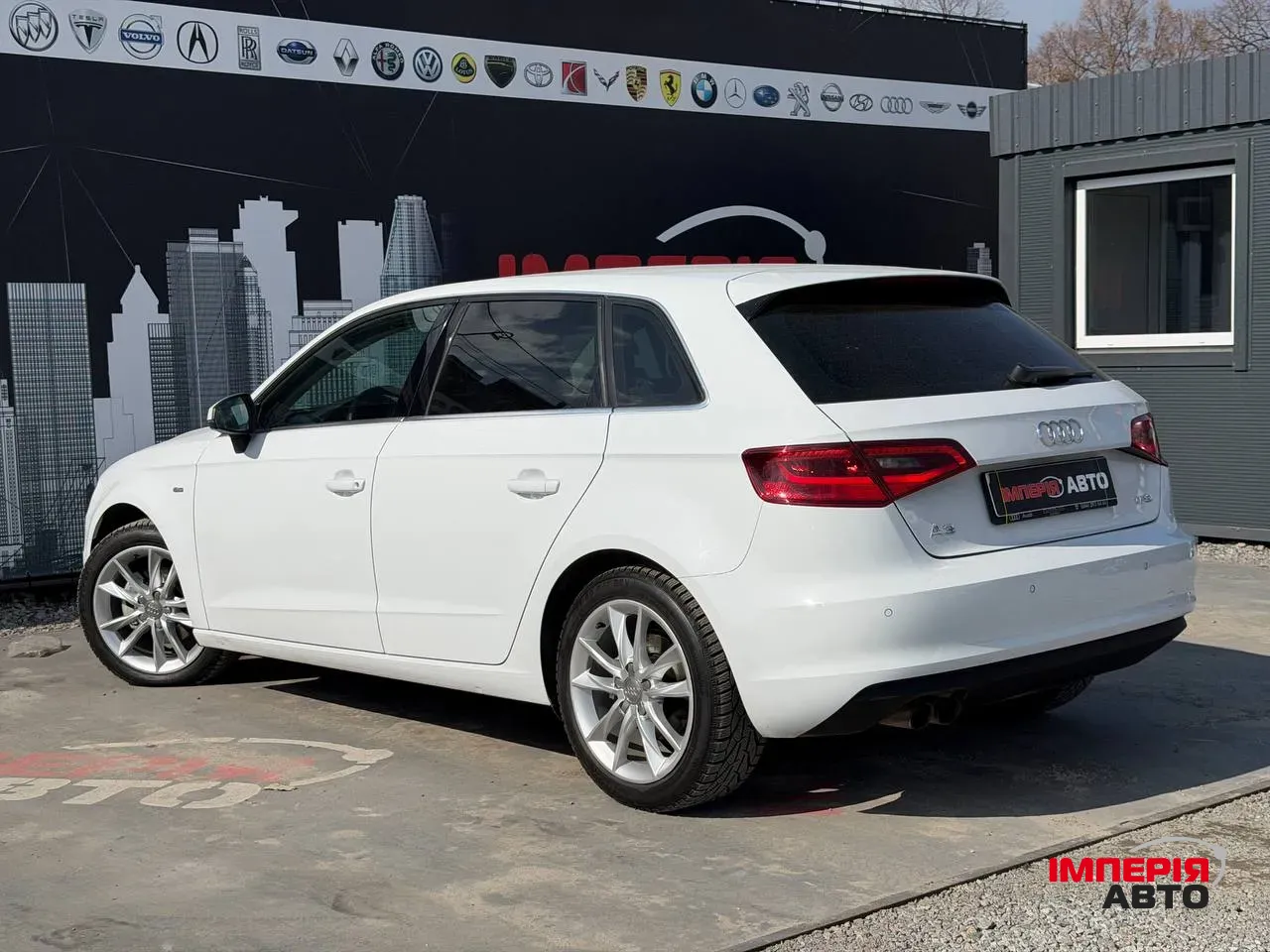 Audi A3 - фото 5