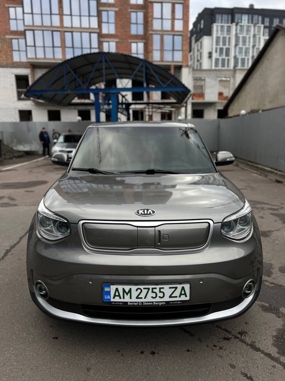 Kia Soul EV - фото 1