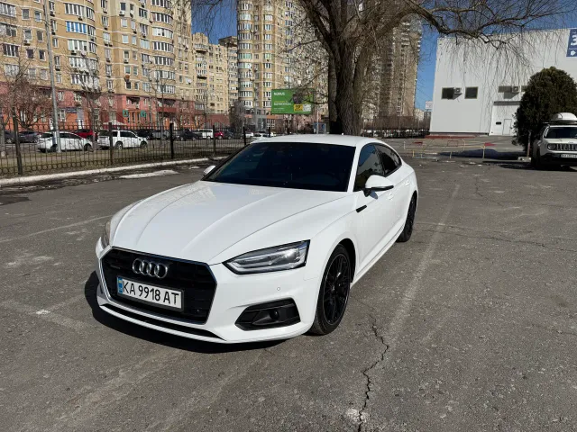 Audi A5 - фото 1