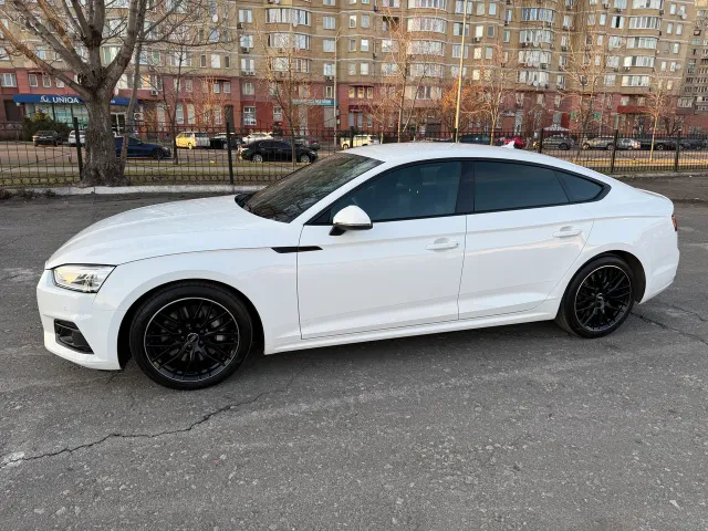 Audi A5 - фото 4