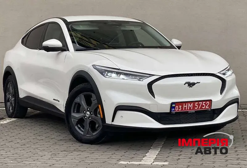 Ford Mustang Mach-E - фото 1