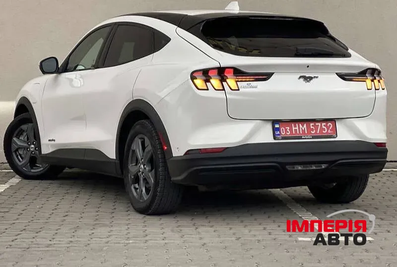 Ford Mustang Mach-E - фото 4