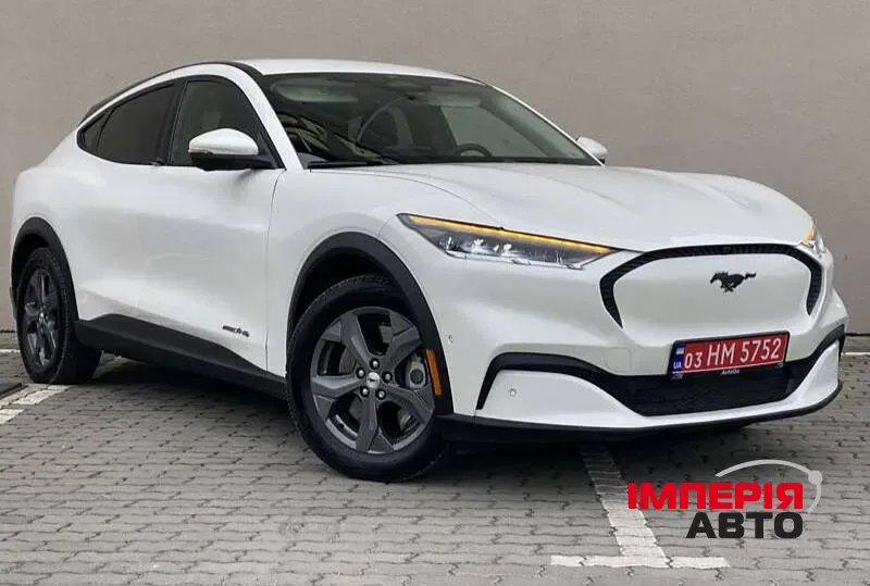 Ford Mustang Mach-E - фото 2