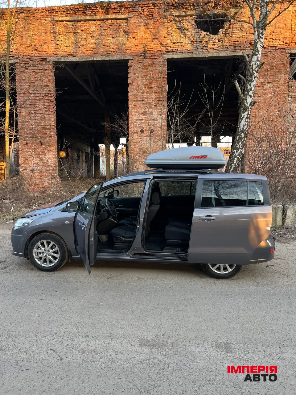 Mazda 5 - фото 9