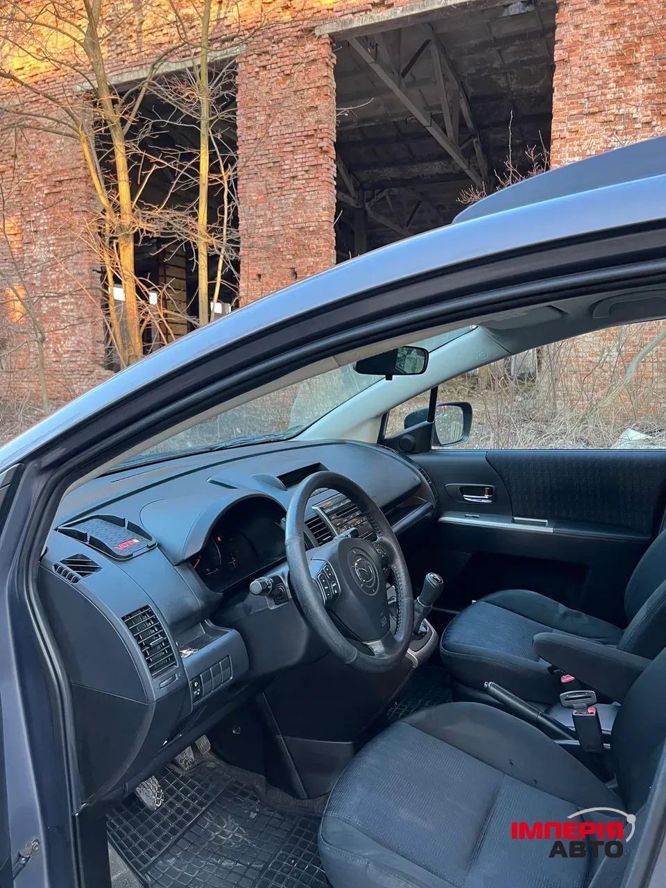 Mazda 5 - фото 12