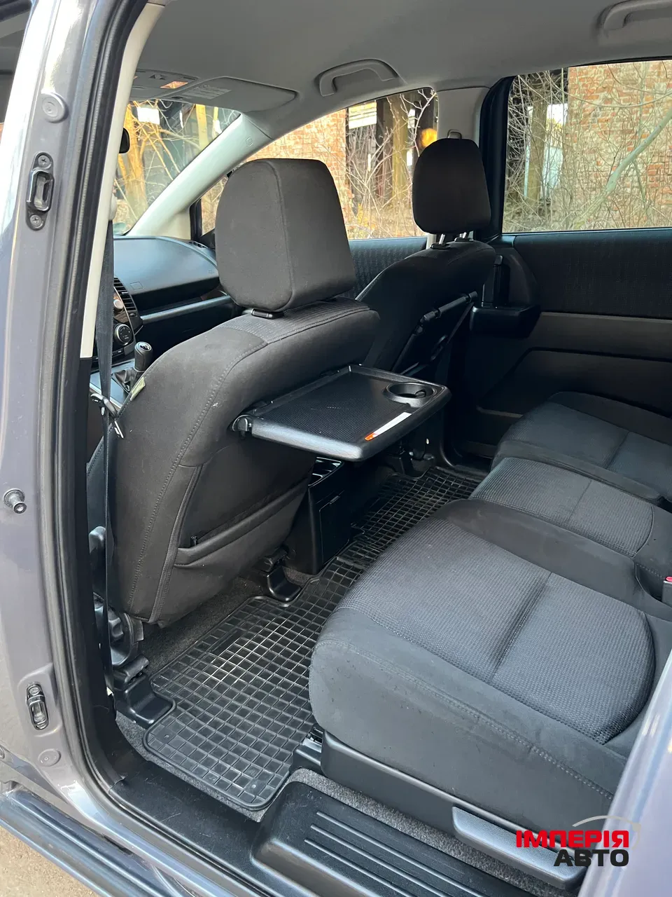 Mazda 5 - фото 11