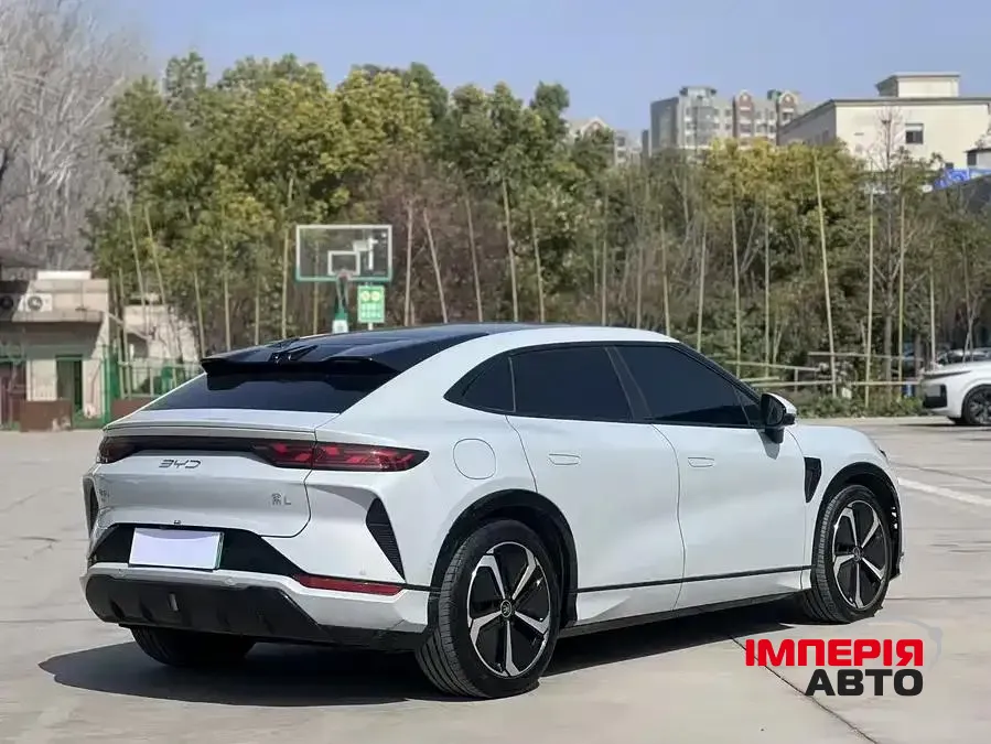 BYD Song L - фото 6