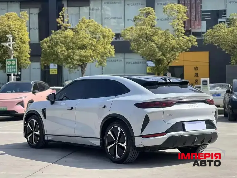 BYD Song L - фото 4