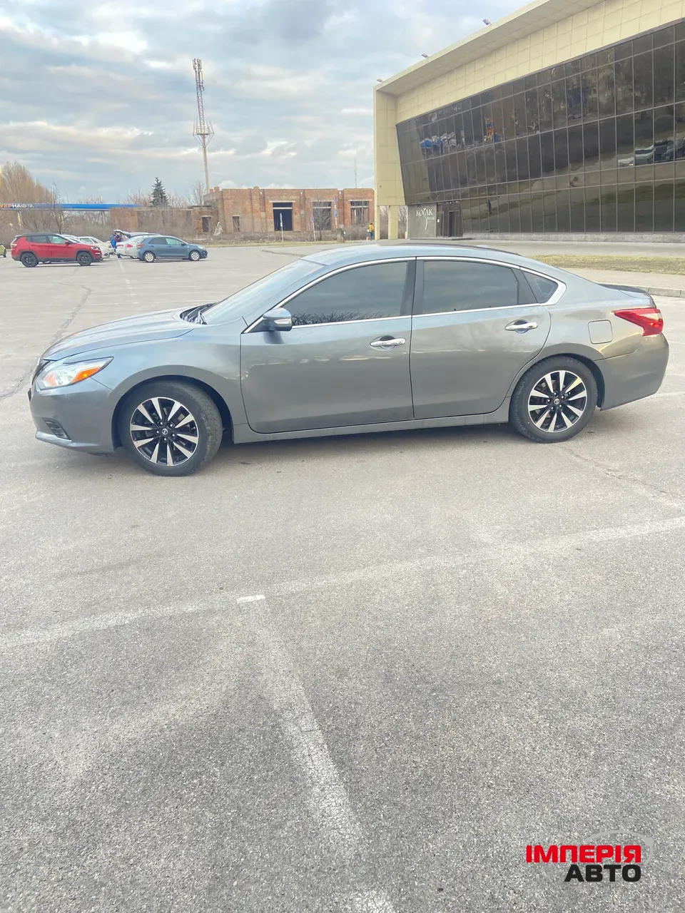 Nissan Altima - фото 3