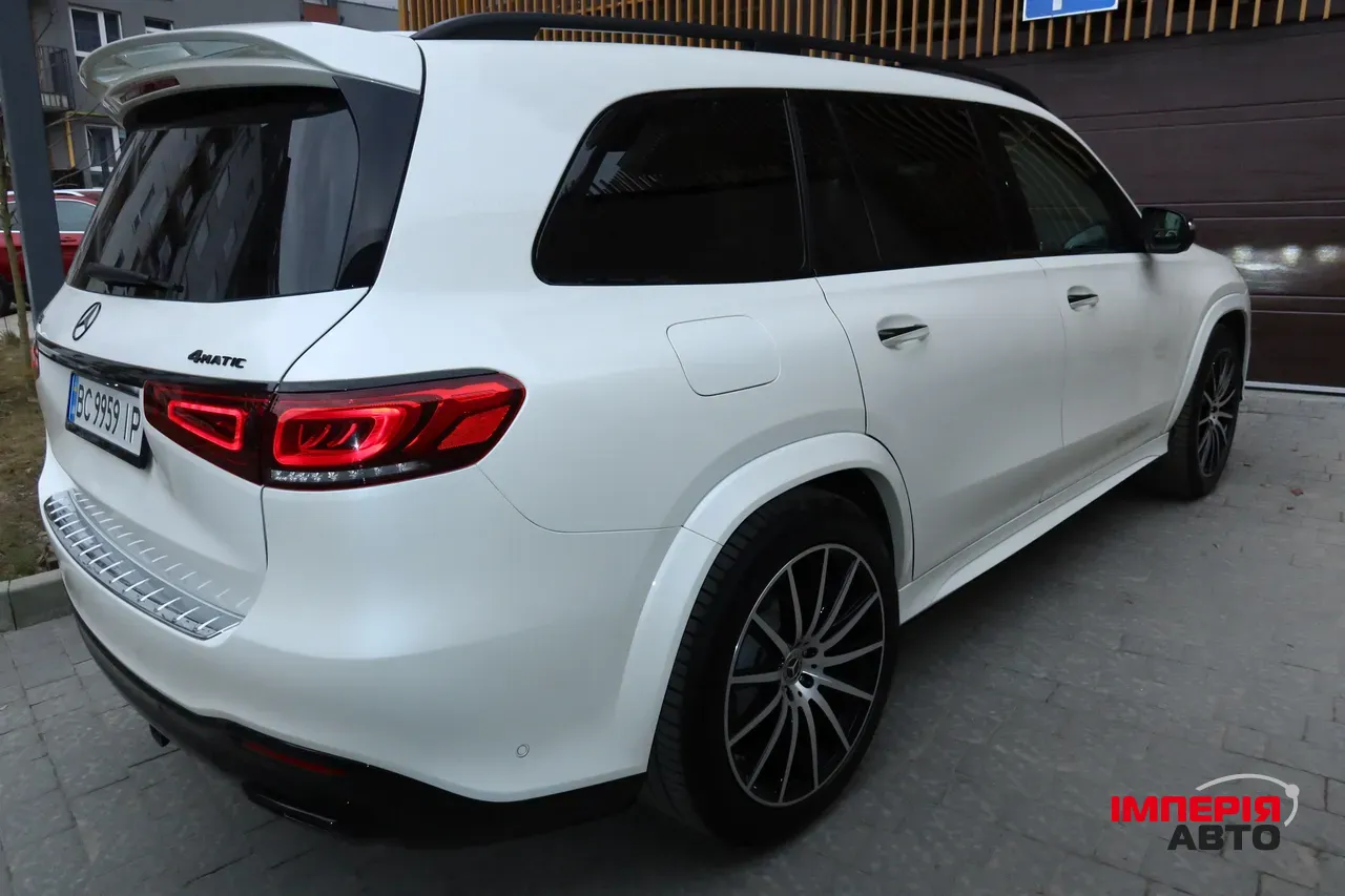 Mercedes-Benz GLS - фото 8