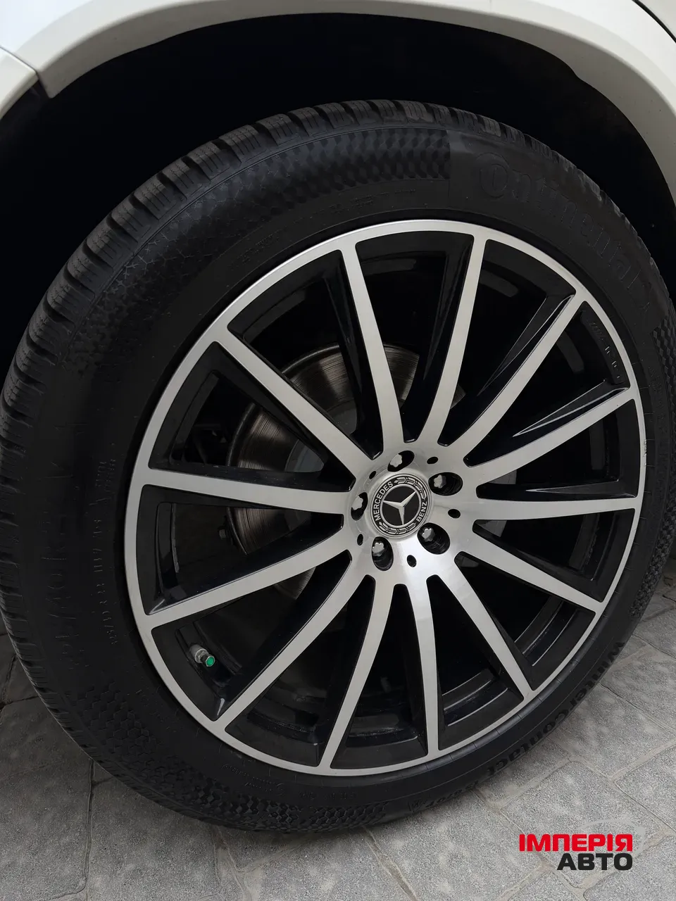 Mercedes-Benz GLS - фото 11