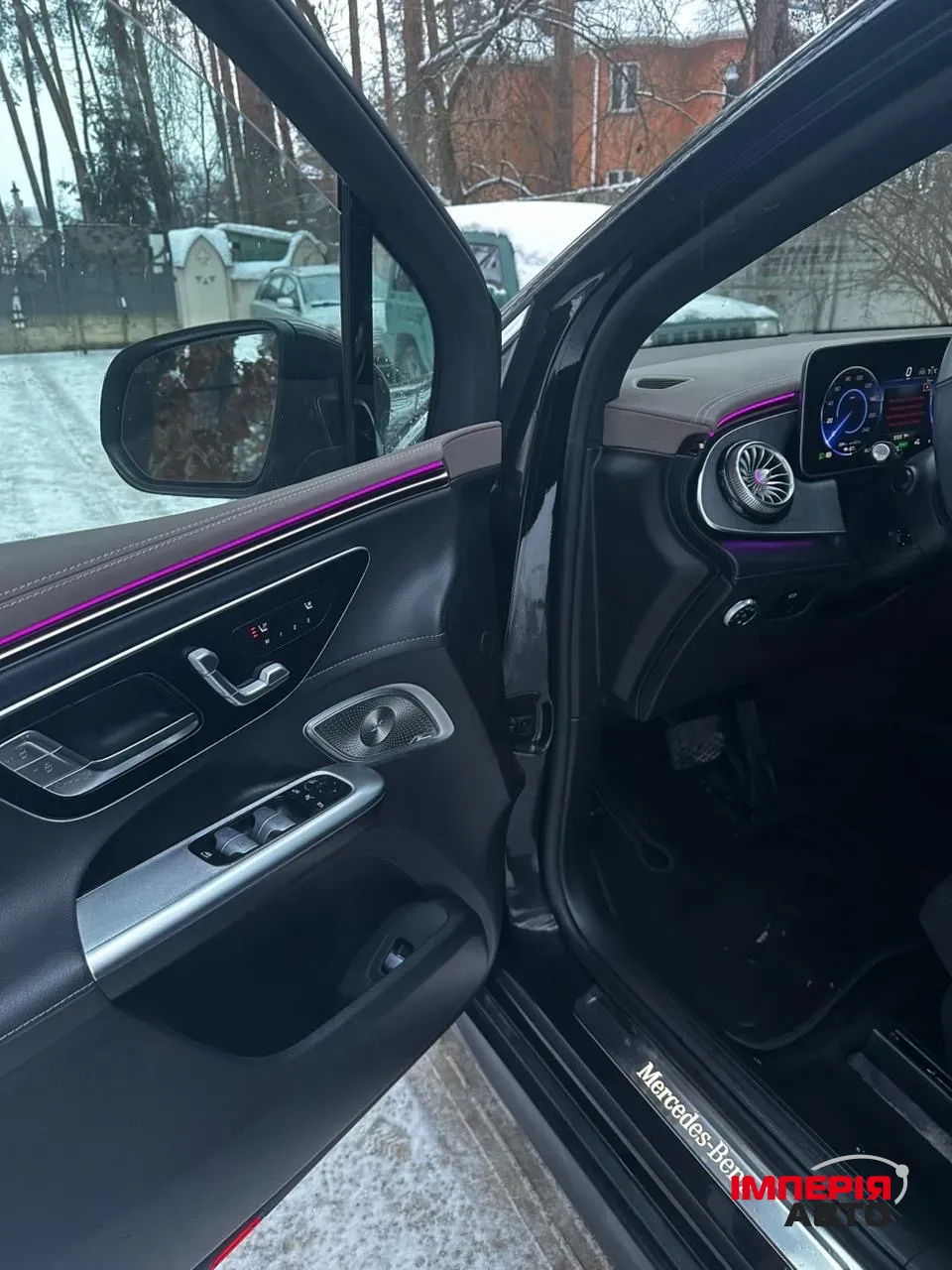 Mercedes-Benz EQE SUV - фото 15