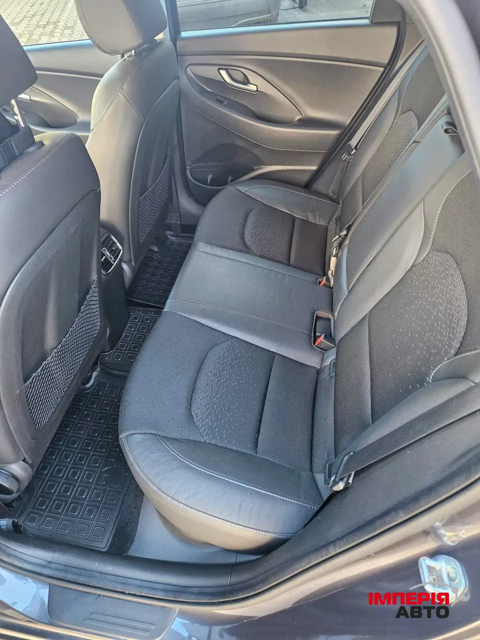 Hyundai i30 - фото 9