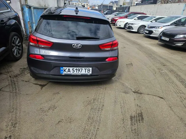 Hyundai i30 - фото 2